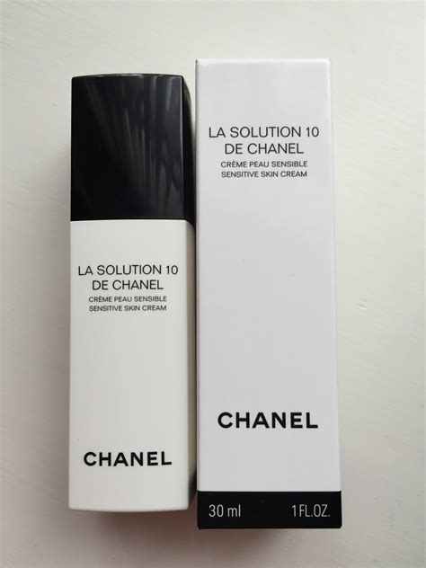 la solution 10 de chanel how to use|Chanel moisturizer with spf.